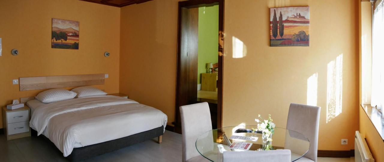 Hotel Restaurant Collin Ferrette ภายนอก รูปภาพ