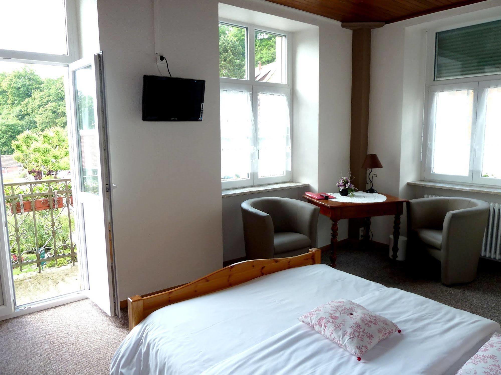 Hotel Restaurant Collin Ferrette ภายนอก รูปภาพ